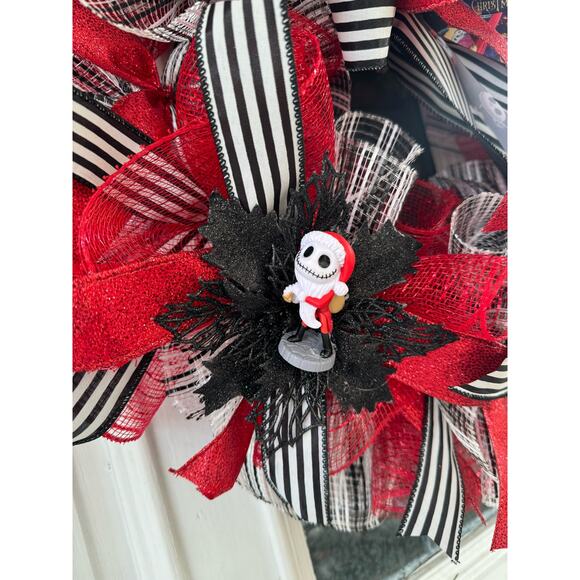 Nightmare Before Christmas 3 Ft Garland – Jack Skellington Holiday Window Swag - Picture 7 of 11
